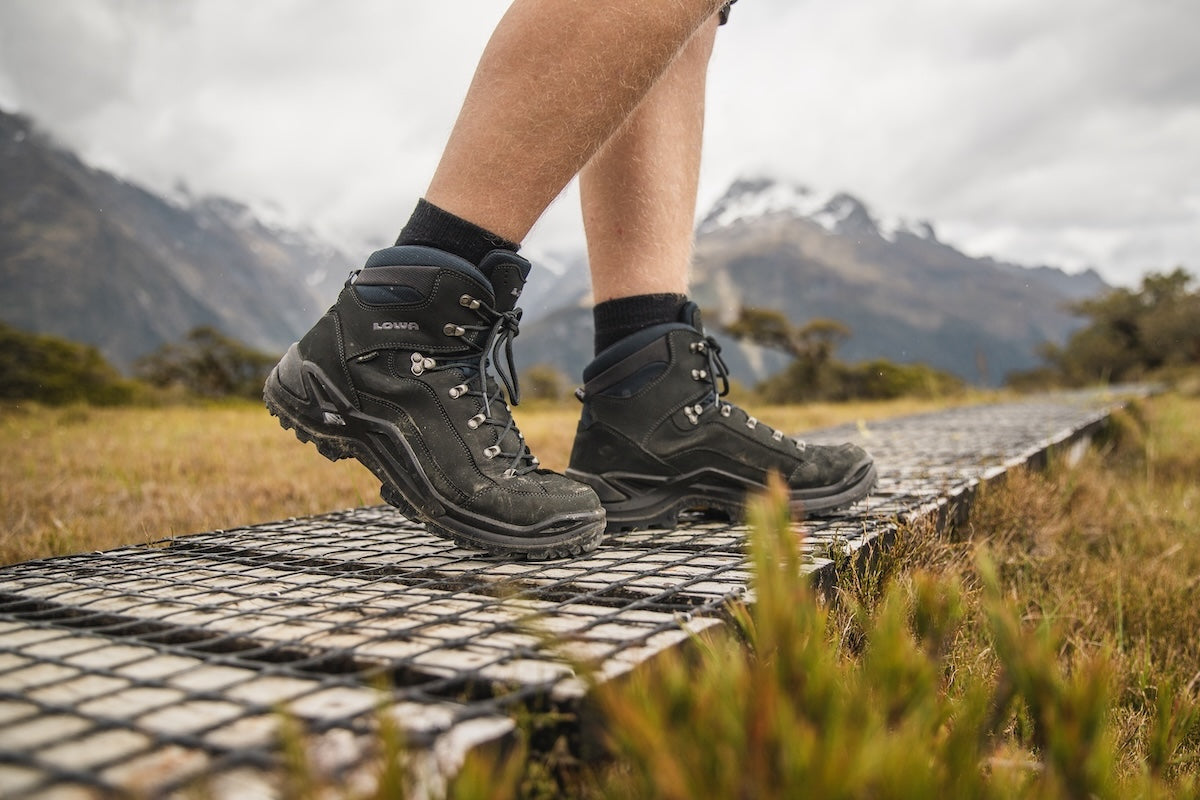 Lowa Hiking Boots Mens Military Boots