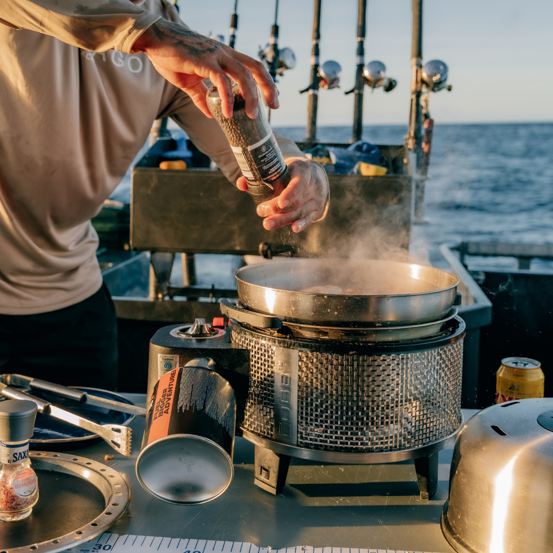 COBB Accessory Bundle (Wok, Frying Pan, Roast Rack)