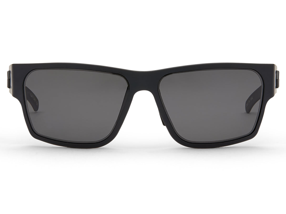 Gatorz Polarised Sunnies Black Front on