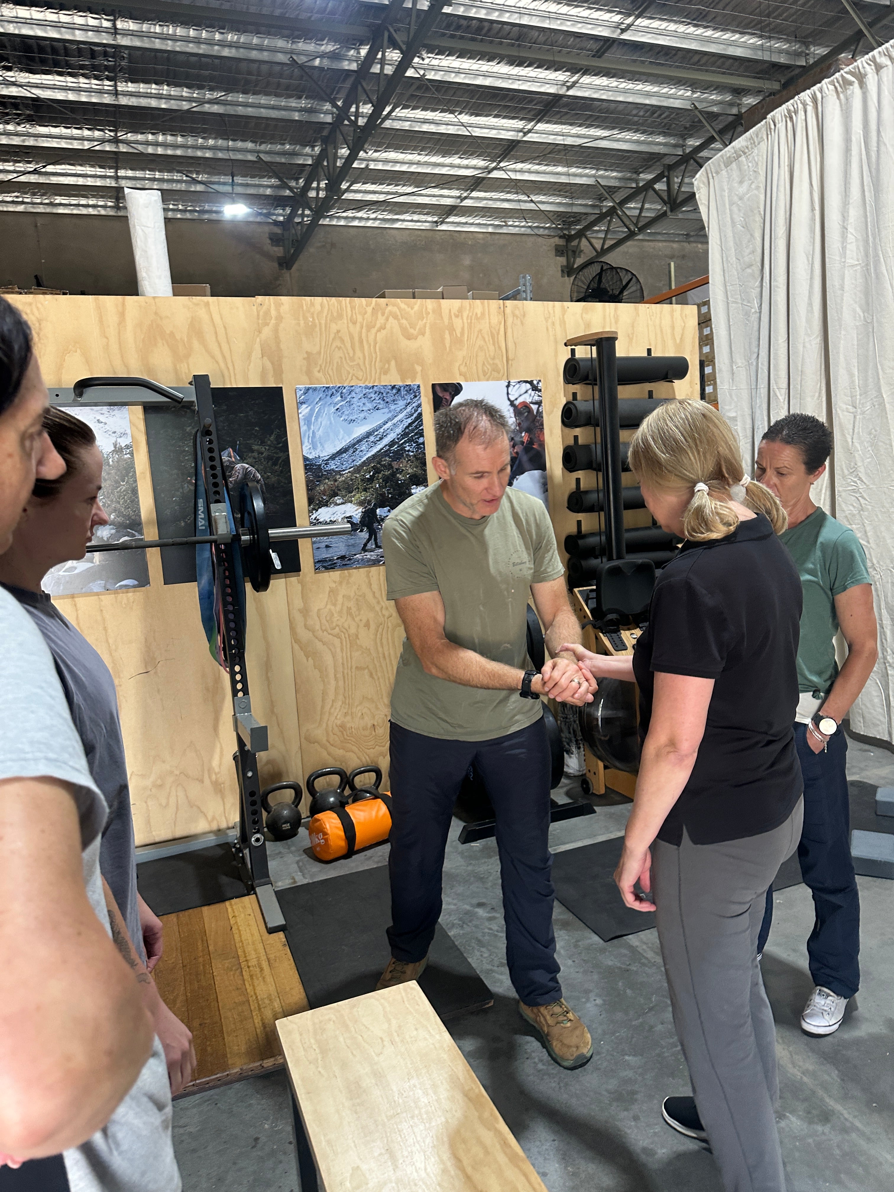 Women's Self Defence Classes for Hikers, Campers & Runners