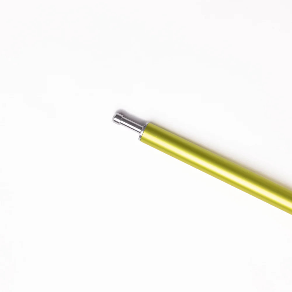 Hypermid dac pole close up