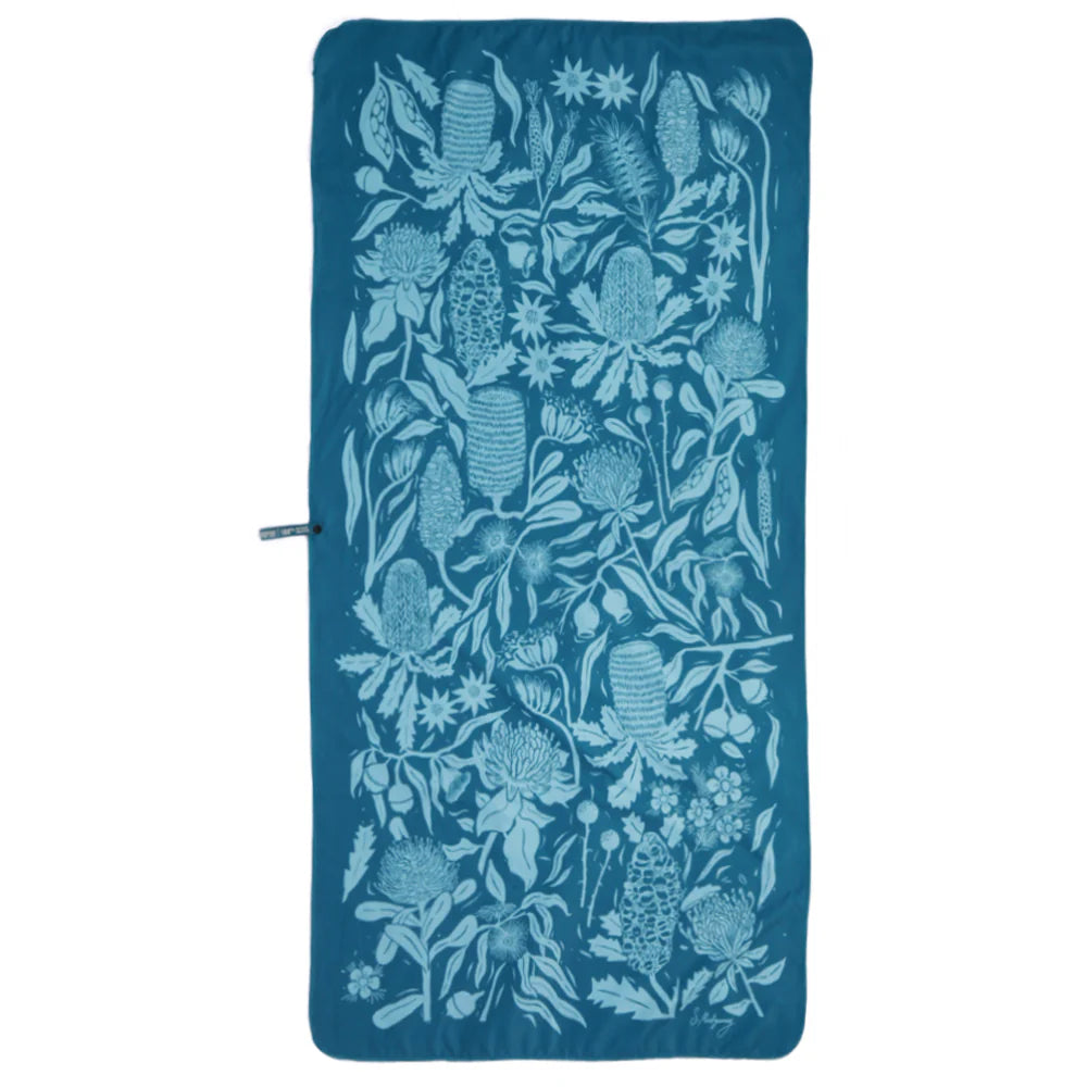 Mont Flora Microfibre Travel Towel