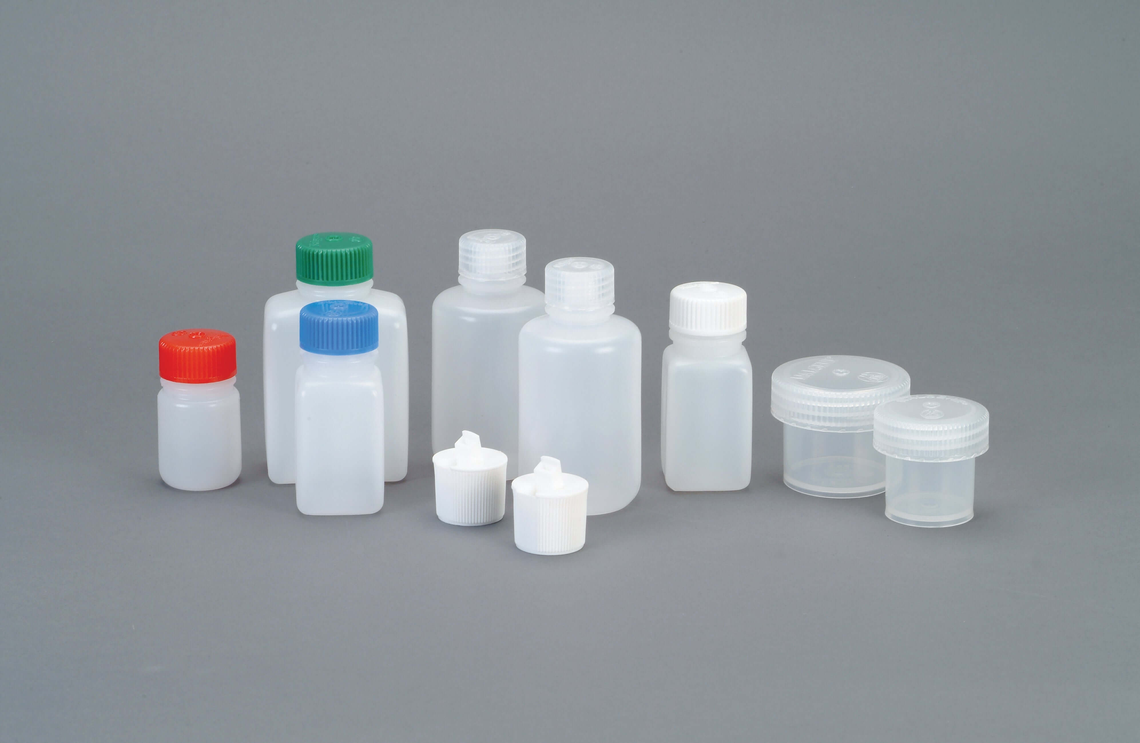 Nalgene Travel Kit including 10 Travel Containers - Medium 1