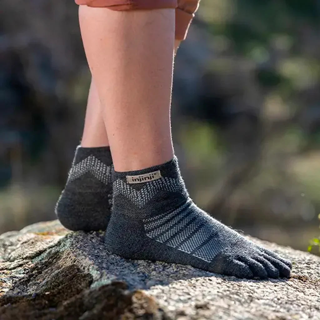Injinji Outdoor Midweight Mini-Crew Wool Toe Socks 2