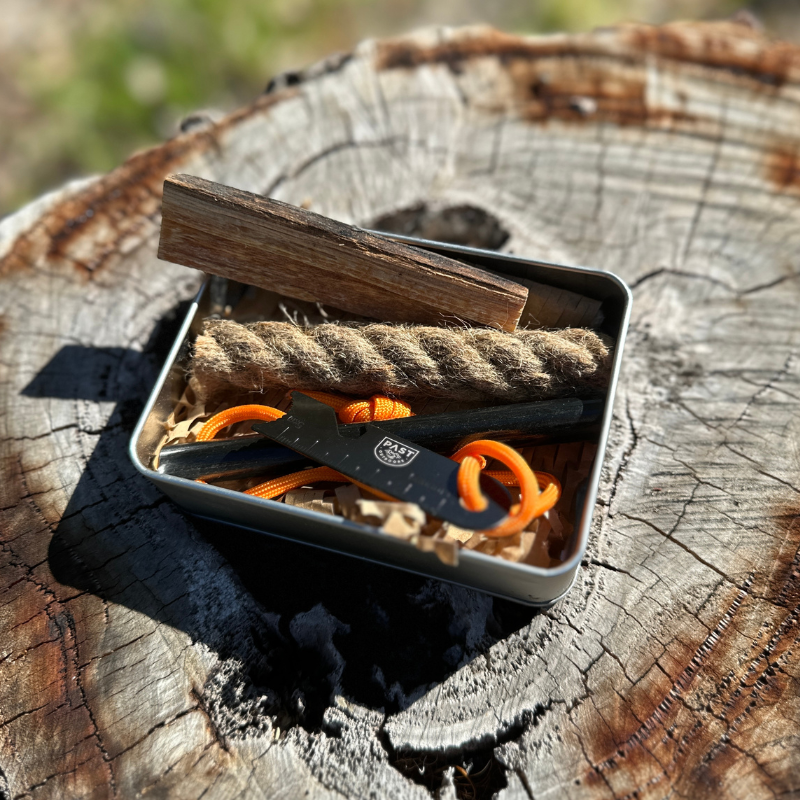 PAST Outdoors Originals Ferro Rod Fire Starting Kit