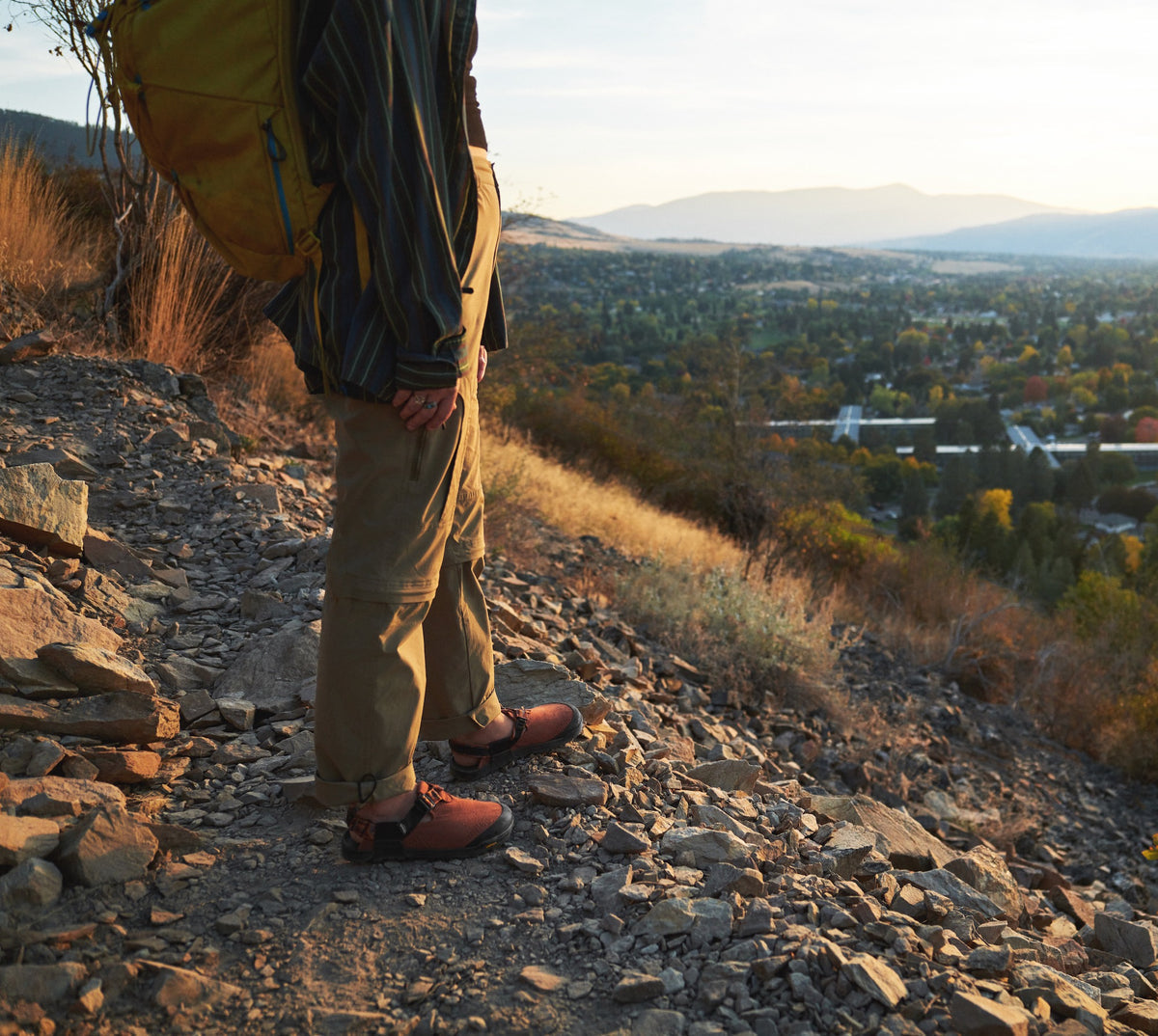 Bedrock Mountain Clog - Synthetic Suede